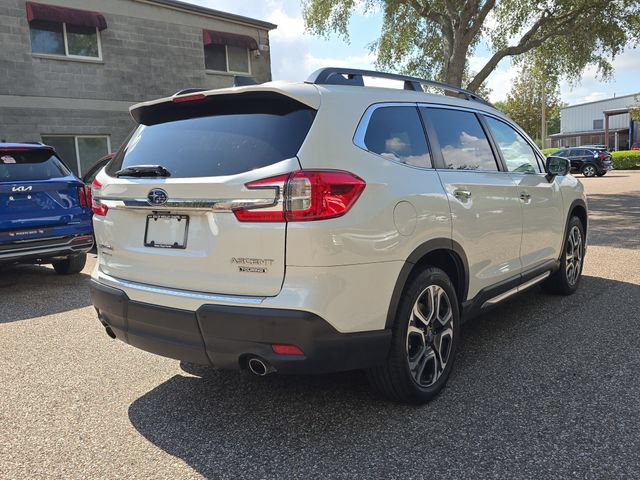 Used 2023 Subaru Ascent Touring AWD/4WD image 8