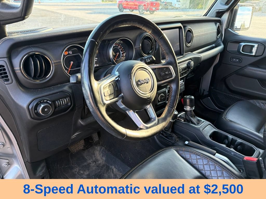 Used 2021 Jeep Wrangler Unlimited Sahara AWD/4WD image 4