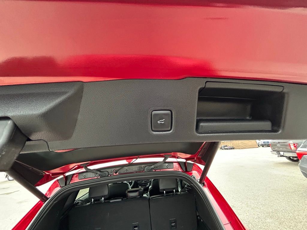 Used 2025 Ford Escape ST-Line Elite image 9