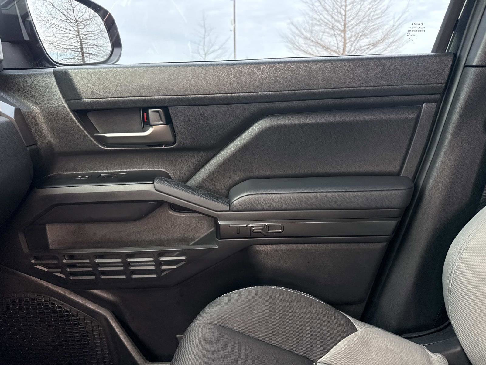 Used 2025 Toyota Tacoma Limited image 19