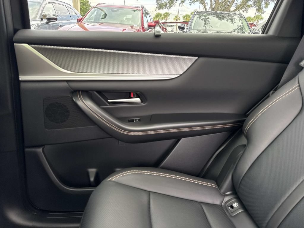 New 2026 MAZDA CX-90 Plug-In Hybrid w/Premium Sport AWD/4WD image 18