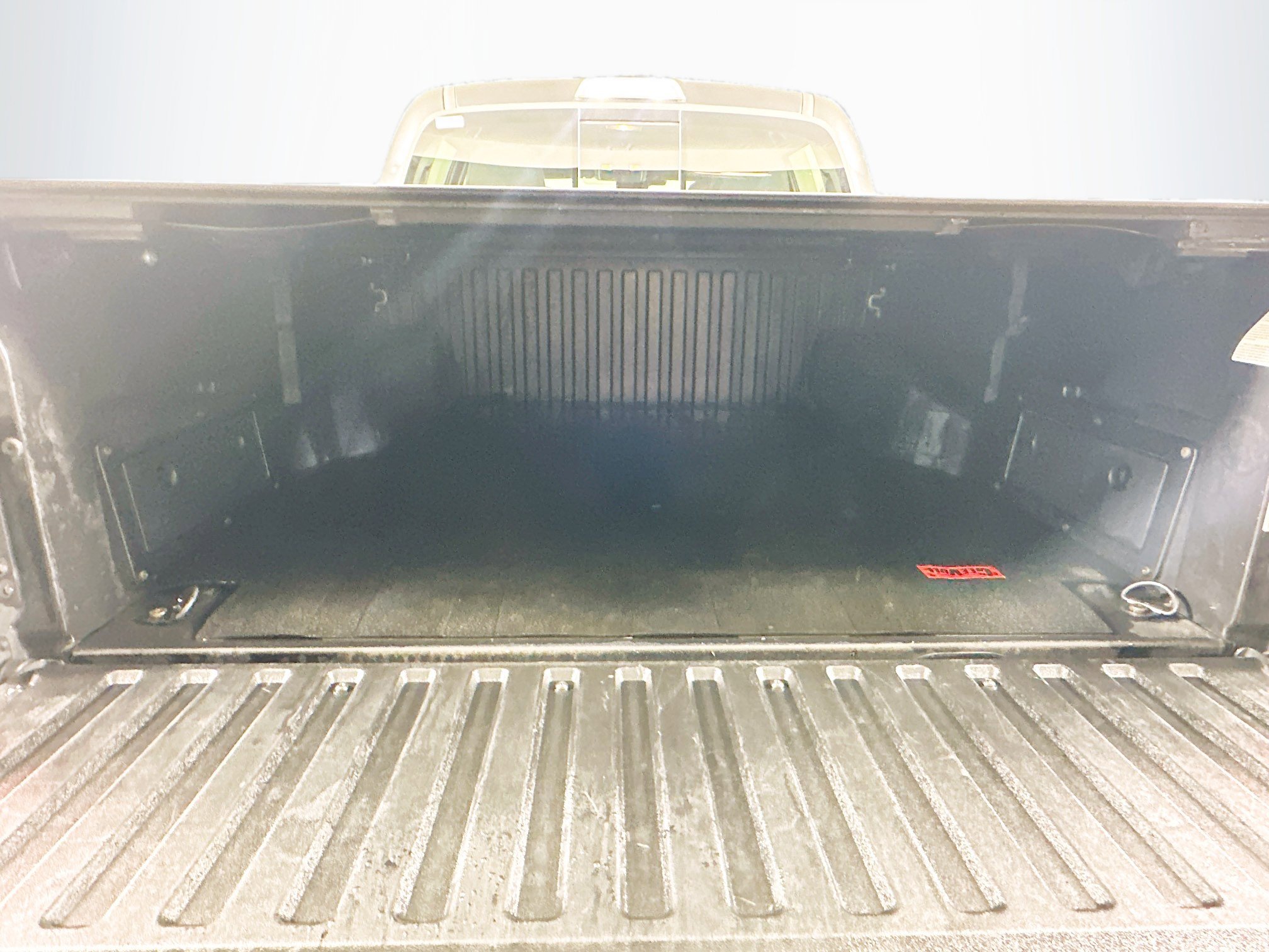 Used 2018 Toyota Tacoma SR5 RWD image 27