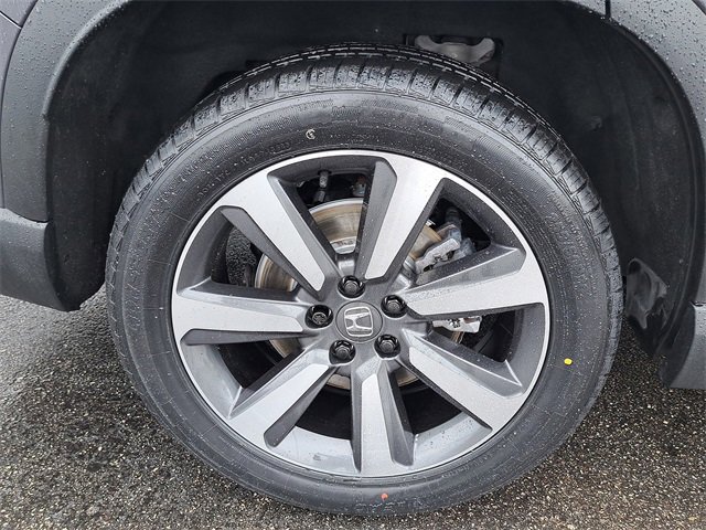 Certified 2024 Honda Pilot Touring image 7