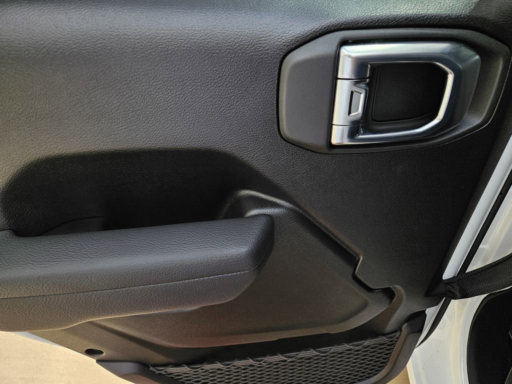 New 2026 Jeep Gladiator Sport AWD/4WD image 12