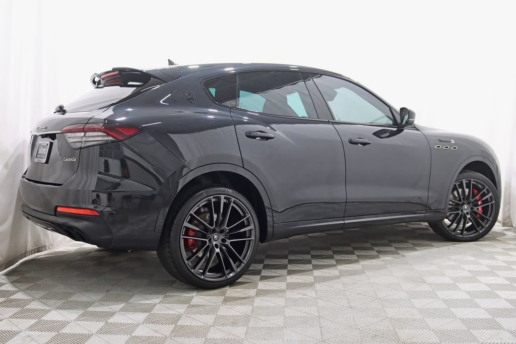 Used 2022 Maserati Levante Modena S AWD/4WD image 9