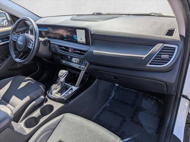 Used 2024 Kia Seltos EX FWD image 21