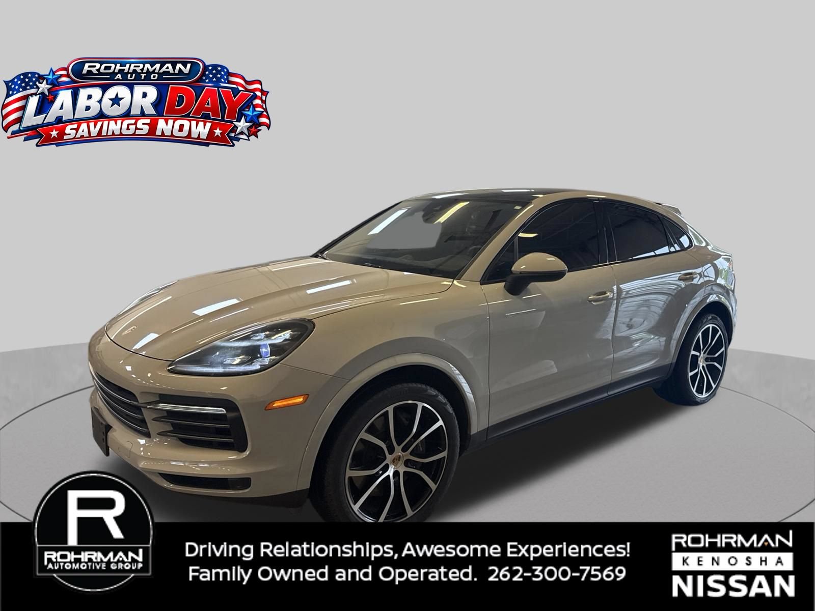 Used 2022 Porsche Cayenne Platinum Edition AWD/4WD image 1
