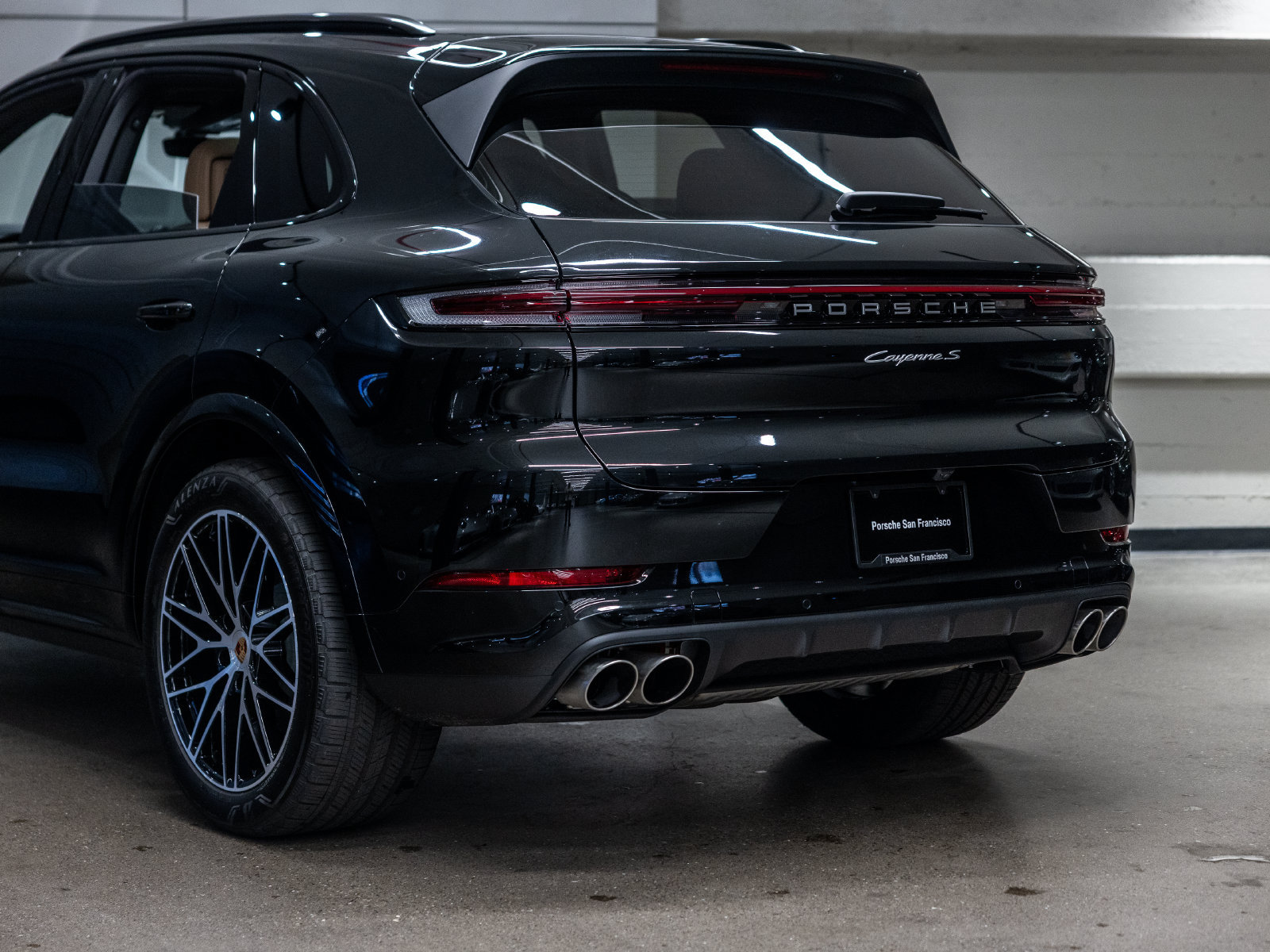 Certified 2025 Porsche Cayenne S w/ Premium Package Plus AWD/4WD image 26