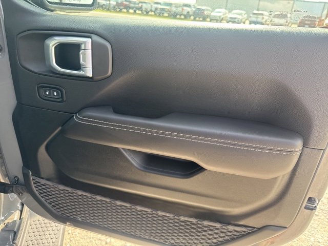 Used 2021 Jeep Wrangler Unlimited Sahara image 19