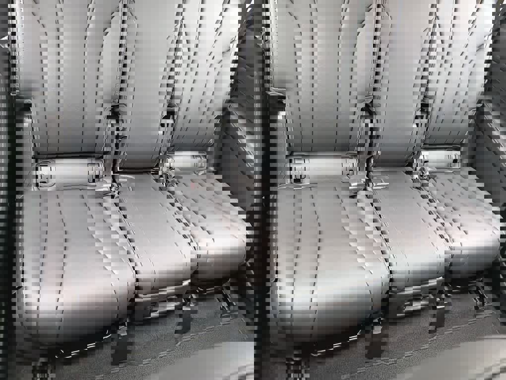 Used 2023 Acura MDX SH-AWD image 21