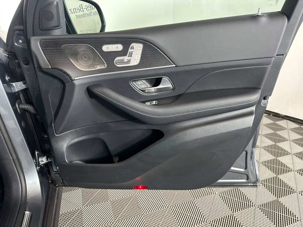 Certified 2025 Mercedes-Benz GLE 450 4MATIC image 15
