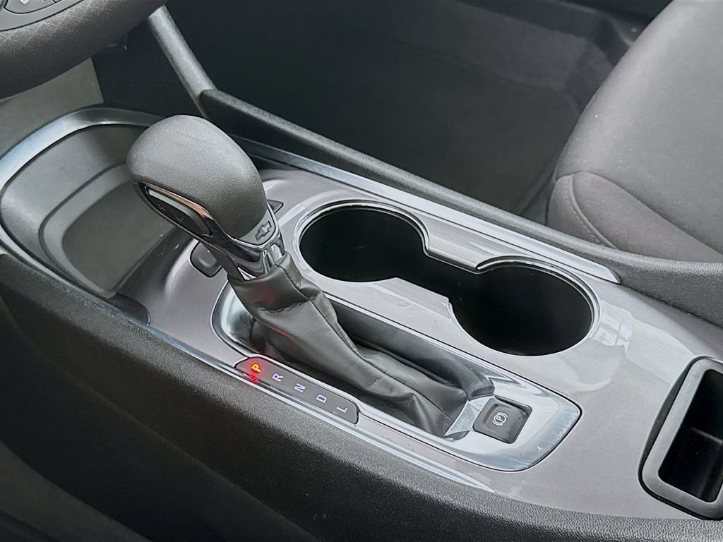 Used 2023 Chevrolet Malibu LT w/ Driver Confidence Package FWD image 19