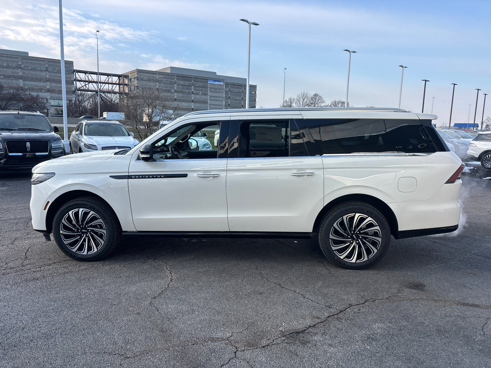 New 2026 Lincoln Navigator L Black Label image 4