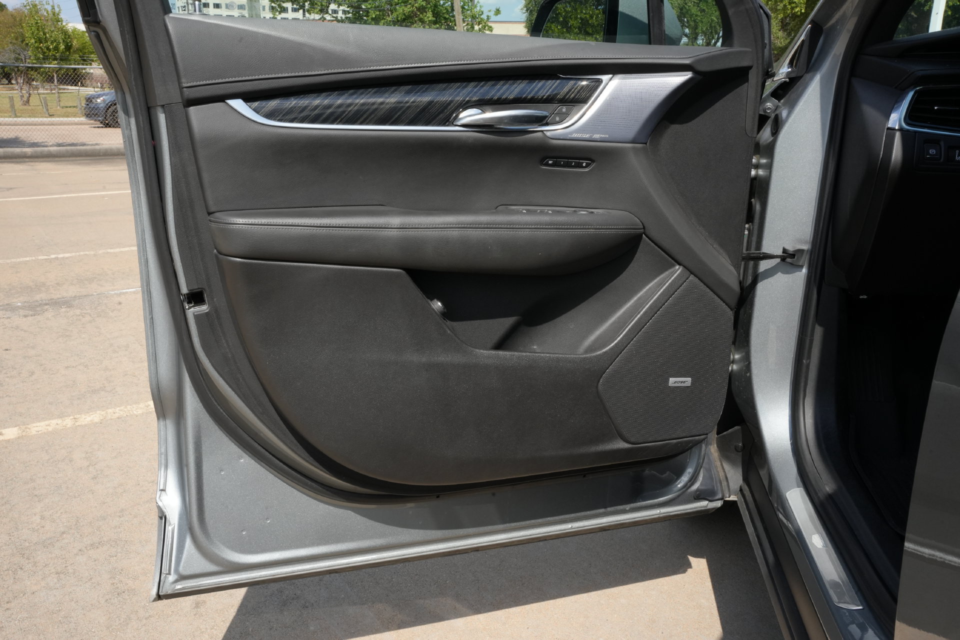 Certified 2024 Cadillac XT6 Premium Luxury w/ Technology Package AWD/4WD image 18