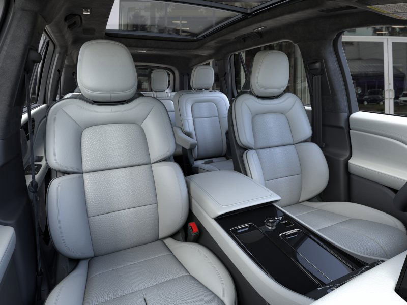 New 2026 Lincoln Aviator Black Label image 10