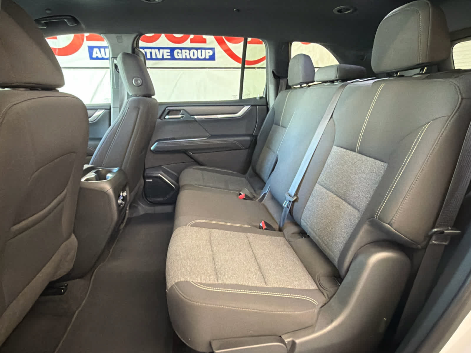 Used 2025 GMC Acadia Elevation FWD image 26