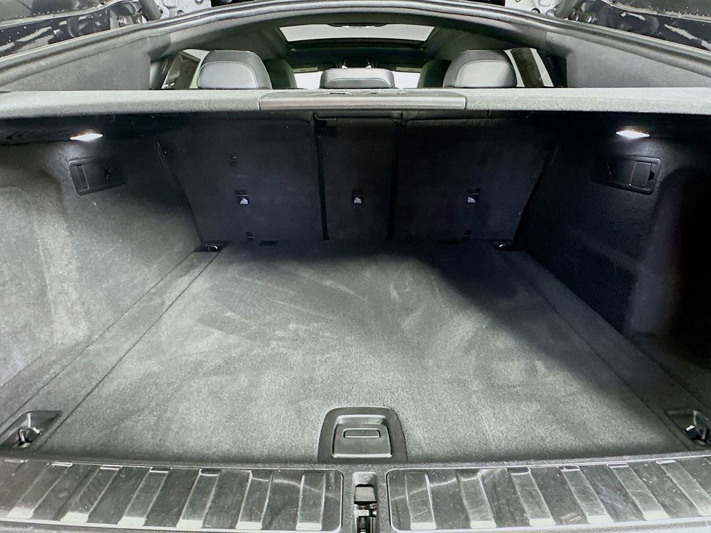 Used 2023 BMW X6 xDrive40i w/ Premium Package image 34