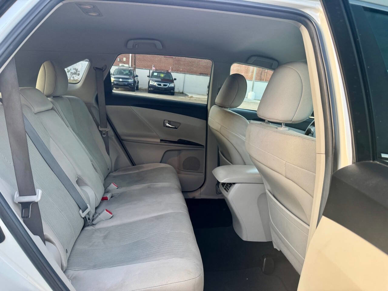 Used 2012 Toyota Venza LE image 15