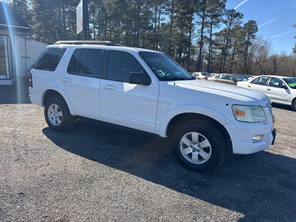 Used 2010 Ford Explorer XLT AWD/4WD image 12