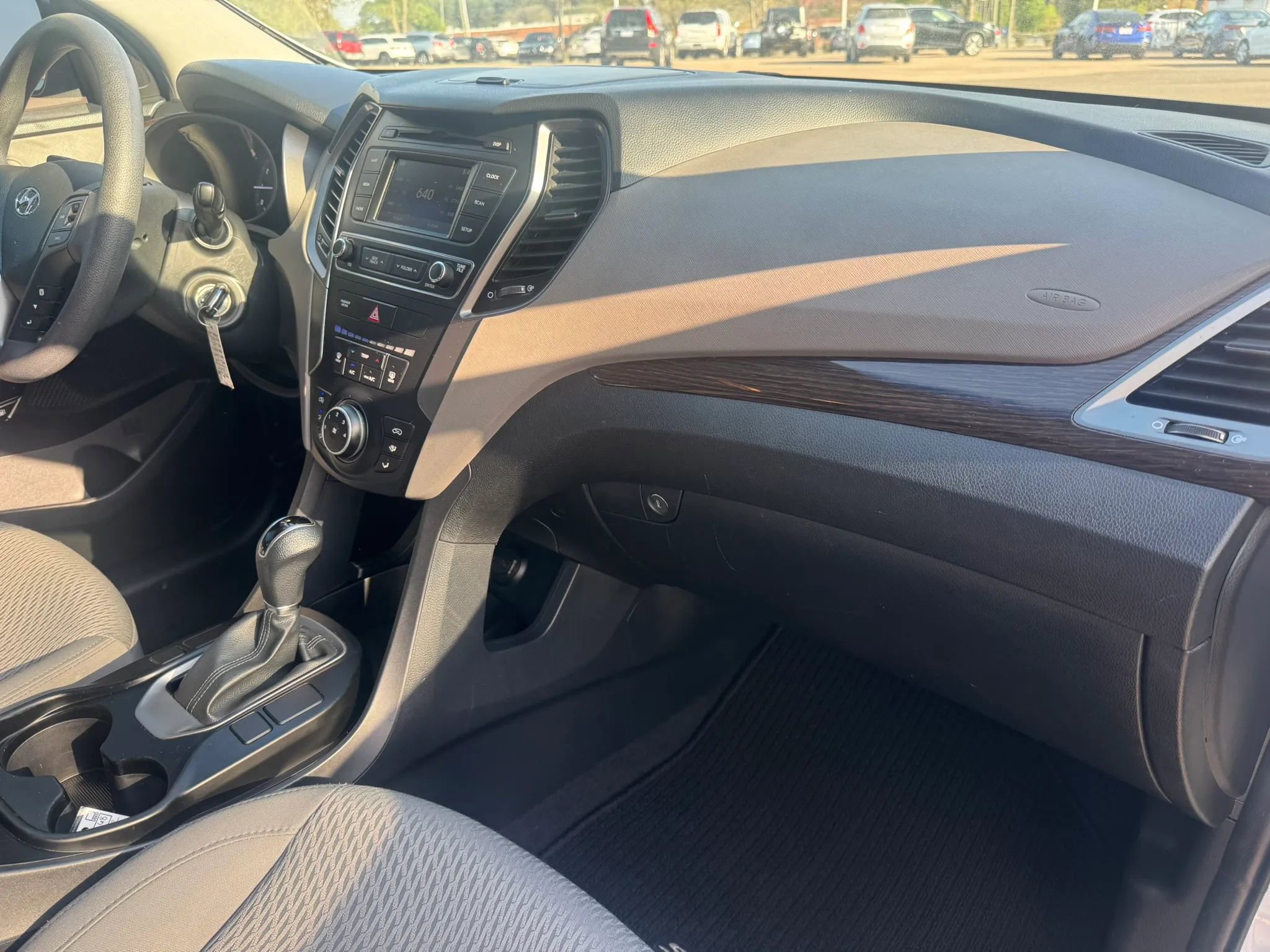 Used 2018 Hyundai Santa Fe Sport FWD image 22