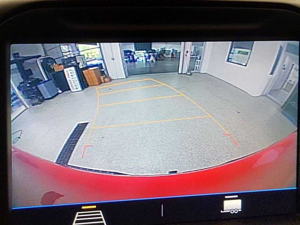 Used 2021 Chevrolet Silverado 1500 LT w/ Z71 Off-Road Package image 13