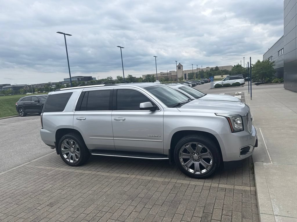 Used 2016 GMC Yukon Denali w/ Open Road Package AWD/4WD image 4