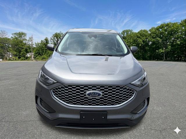 Used 2024 Ford Edge SEL AWD/4WD image 3