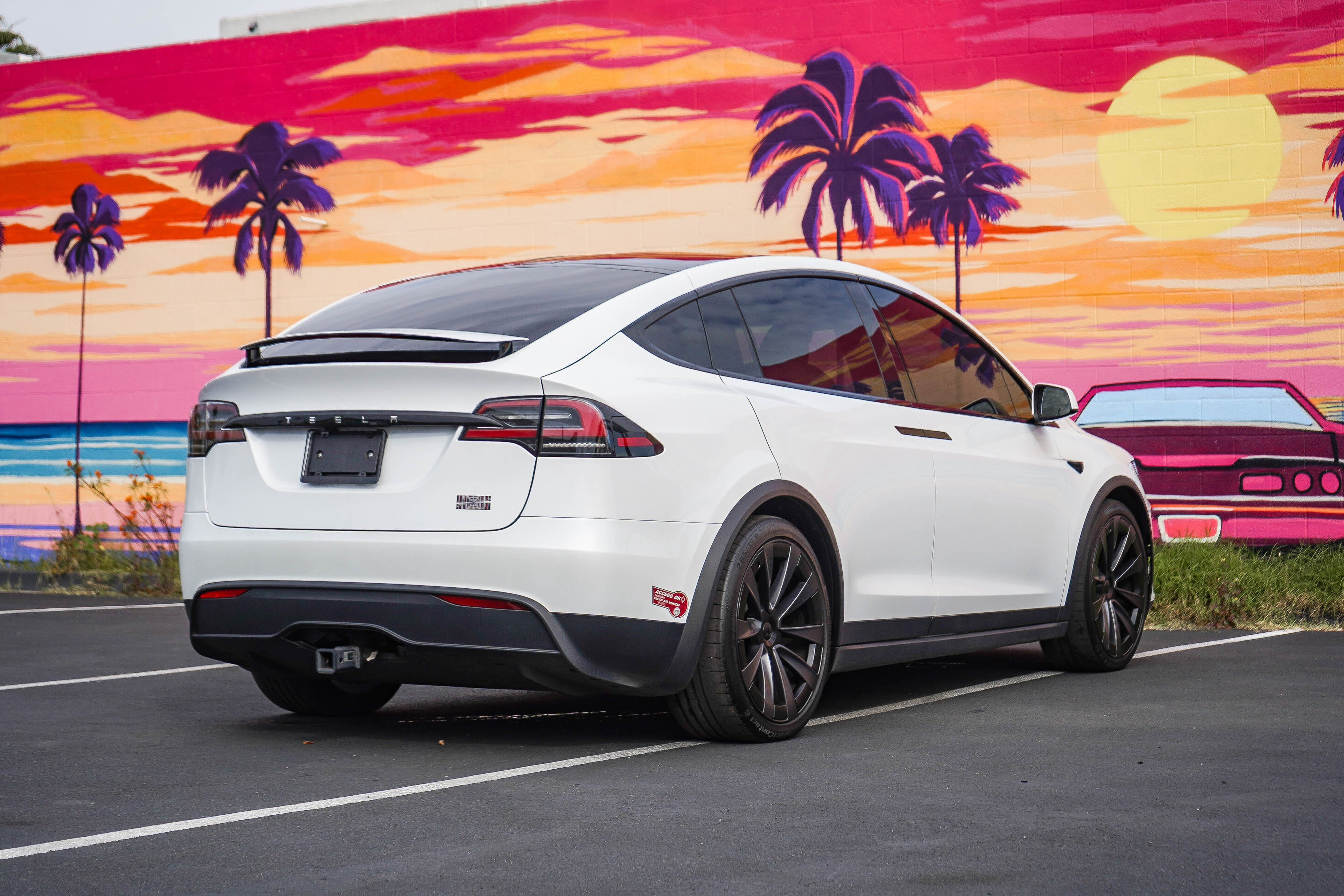 Used 2023 Tesla Model X Plaid image 7