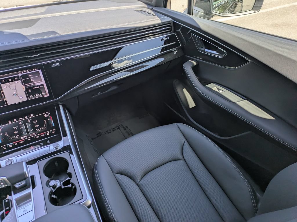 New 2026 Audi Q7 3.0T Premium Plus AWD/4WD image 30