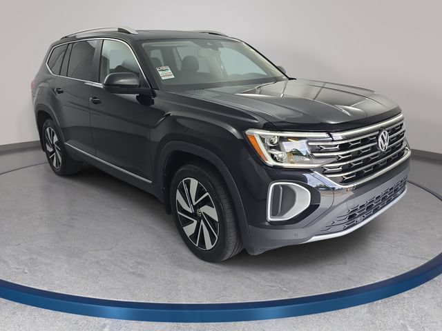 Certified 2025 Volkswagen Atlas SEL AWD/4WD image 3