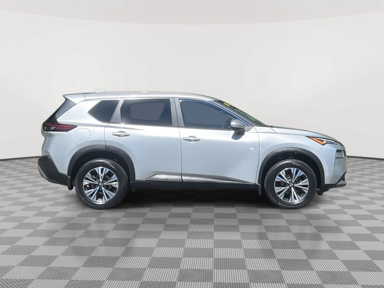 Certified 2023 Nissan Rogue SV AWD/4WD image 4