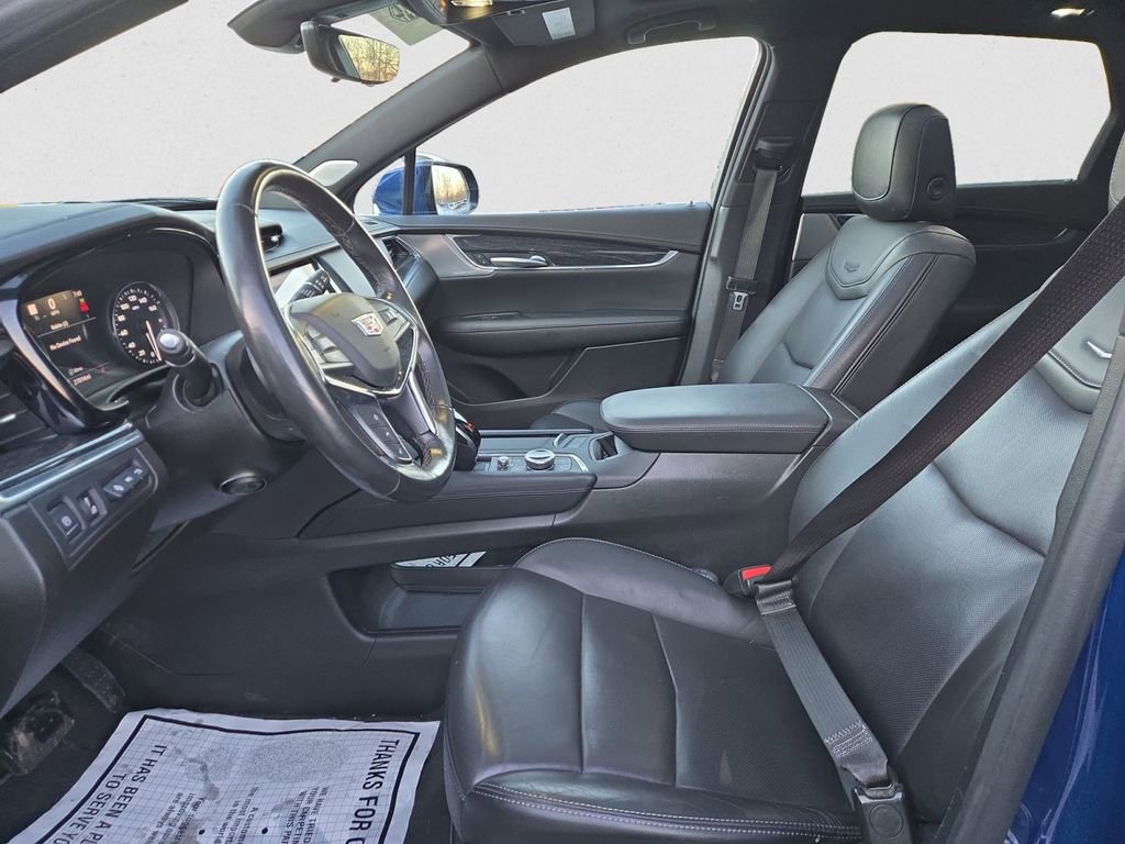 Certified 2023 Cadillac XT5 Premium Luxury w/ Technology Package image 9