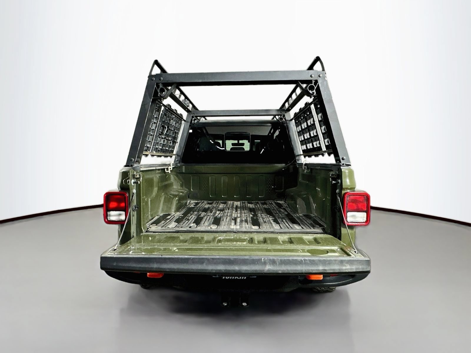 Used 2023 Jeep Gladiator Mojave w/ Trailer Tow Package AWD/4WD image 25