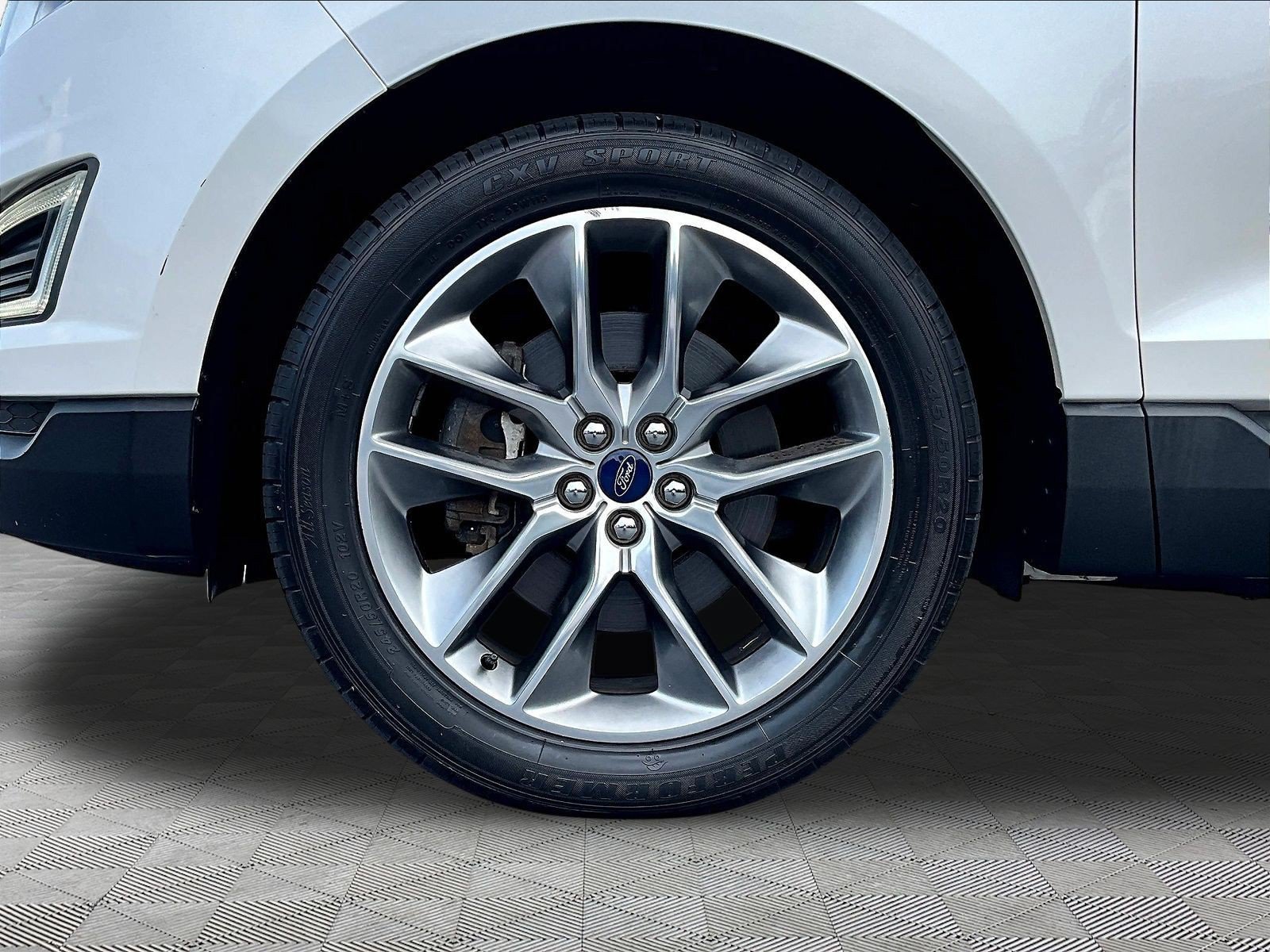Used 2015 Ford Edge Titanium w/ Equipment Group 301A AWD/4WD image 34