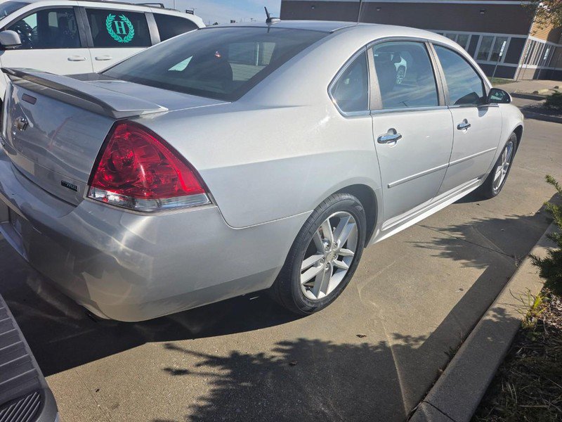 Used 2013 Chevrolet Impala LTZ FWD image 6