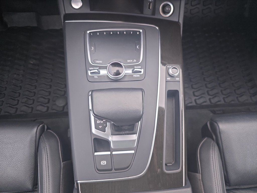Used 2018 Audi Q5 Prestige AWD/4WD image 16