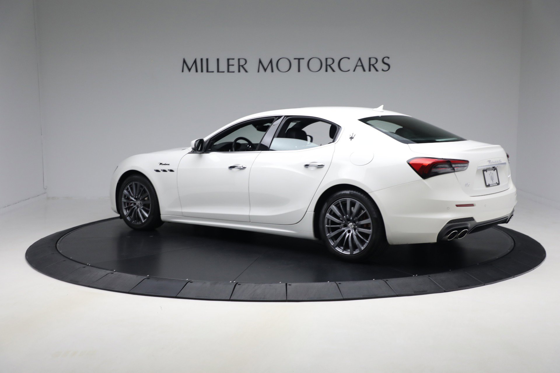 Certified 2022 Maserati Ghibli Modena Q4 image 4