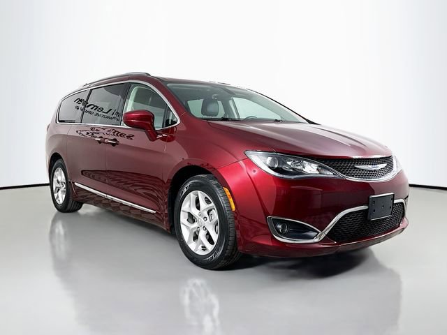 Used 2018 Chrysler Pacifica Touring-L Plus w/ Tire & Wheel Group
