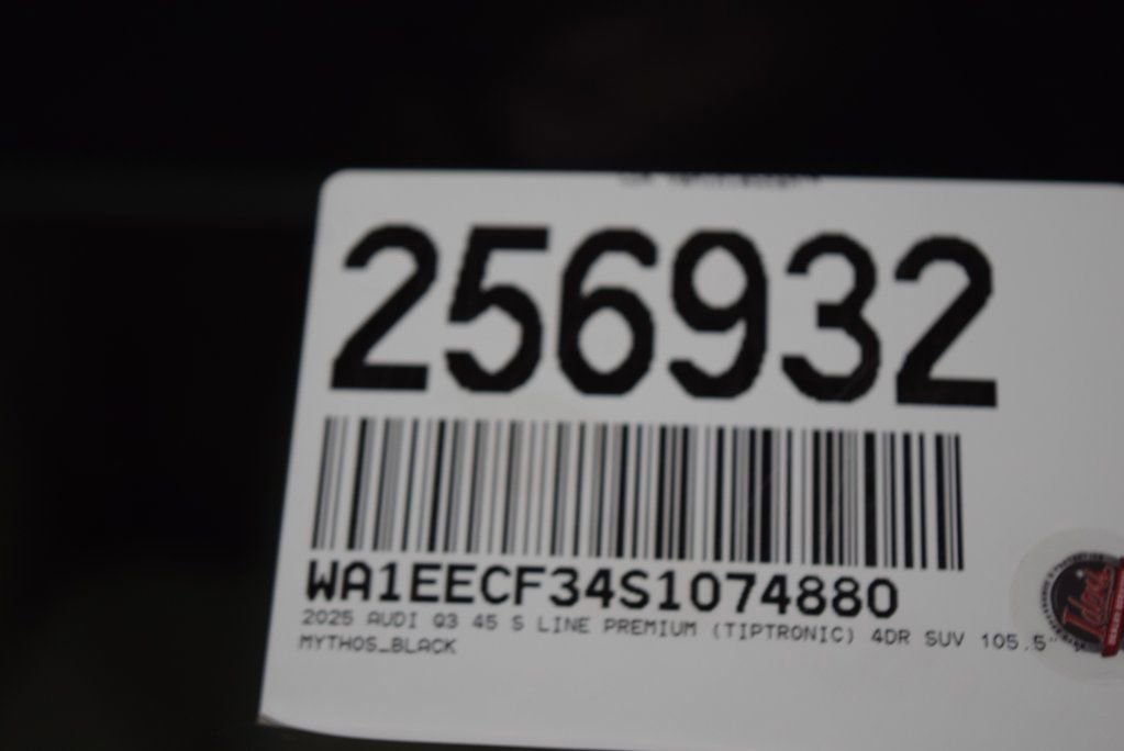 New 2025 Audi Q3 2.0T Premium Plus image 16