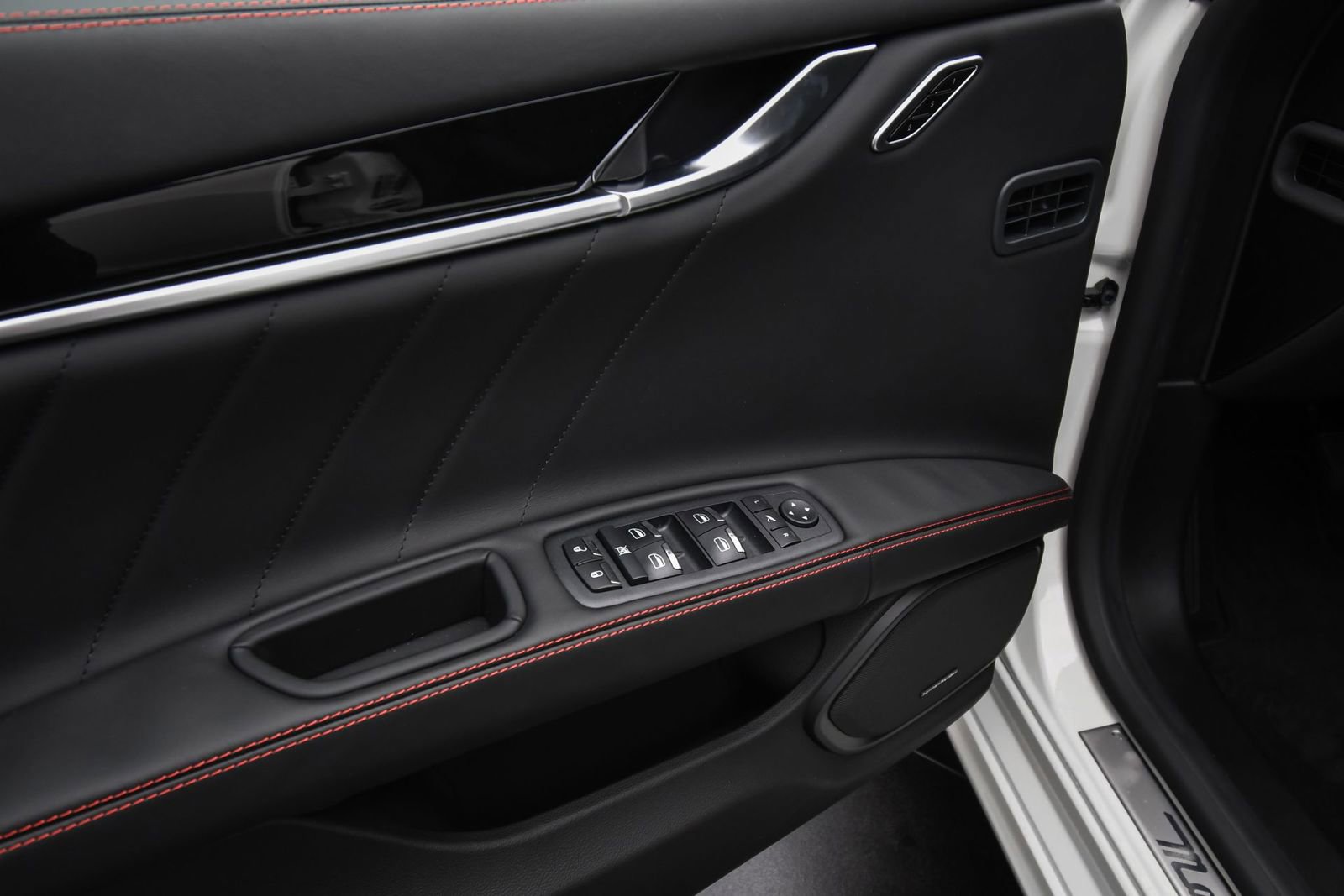 New 2024 Maserati Ghibli Modena Ultima Q4 image 42