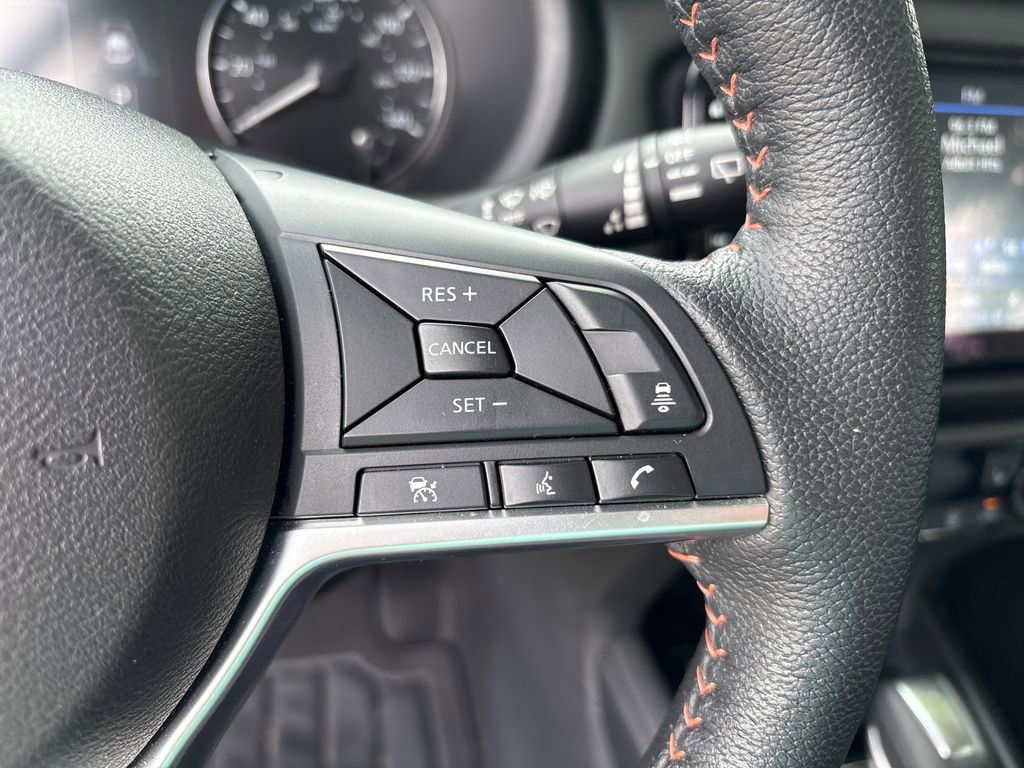 Used 2023 Nissan Kicks SR w/ SR PREMIUM PACKAGE w/ SR Premium Package FWD image 21