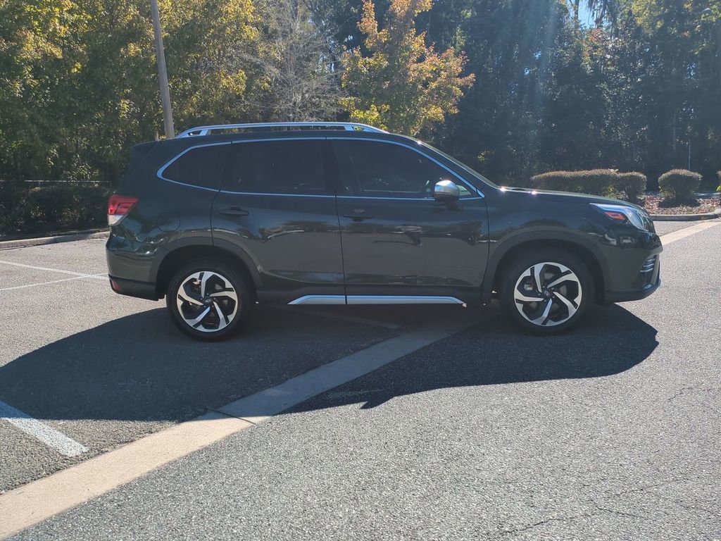 Used 2024 Subaru Forester Touring image 4