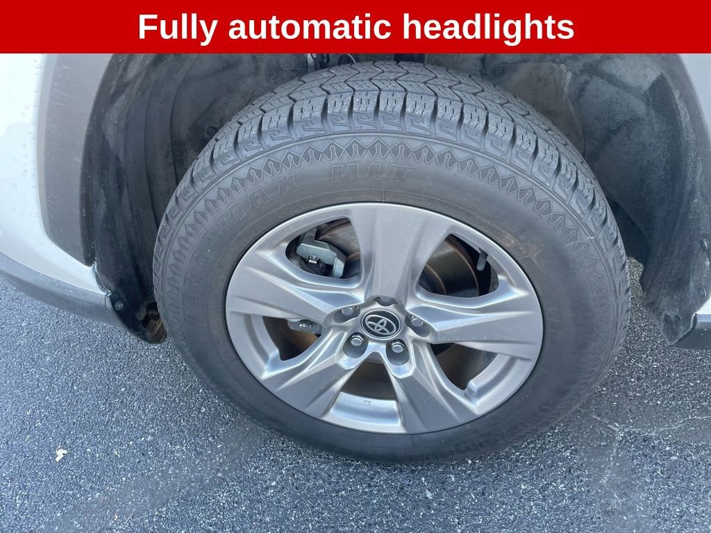 Used 2023 Toyota RAV4 XLE image 10