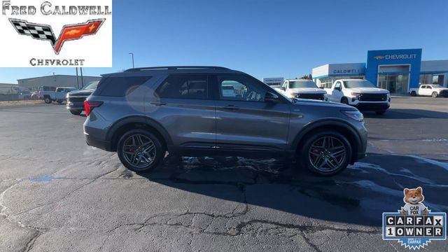 Used 2025 Ford Explorer ST-Line w/ ST-Line Street Pack AWD/4WD image 9