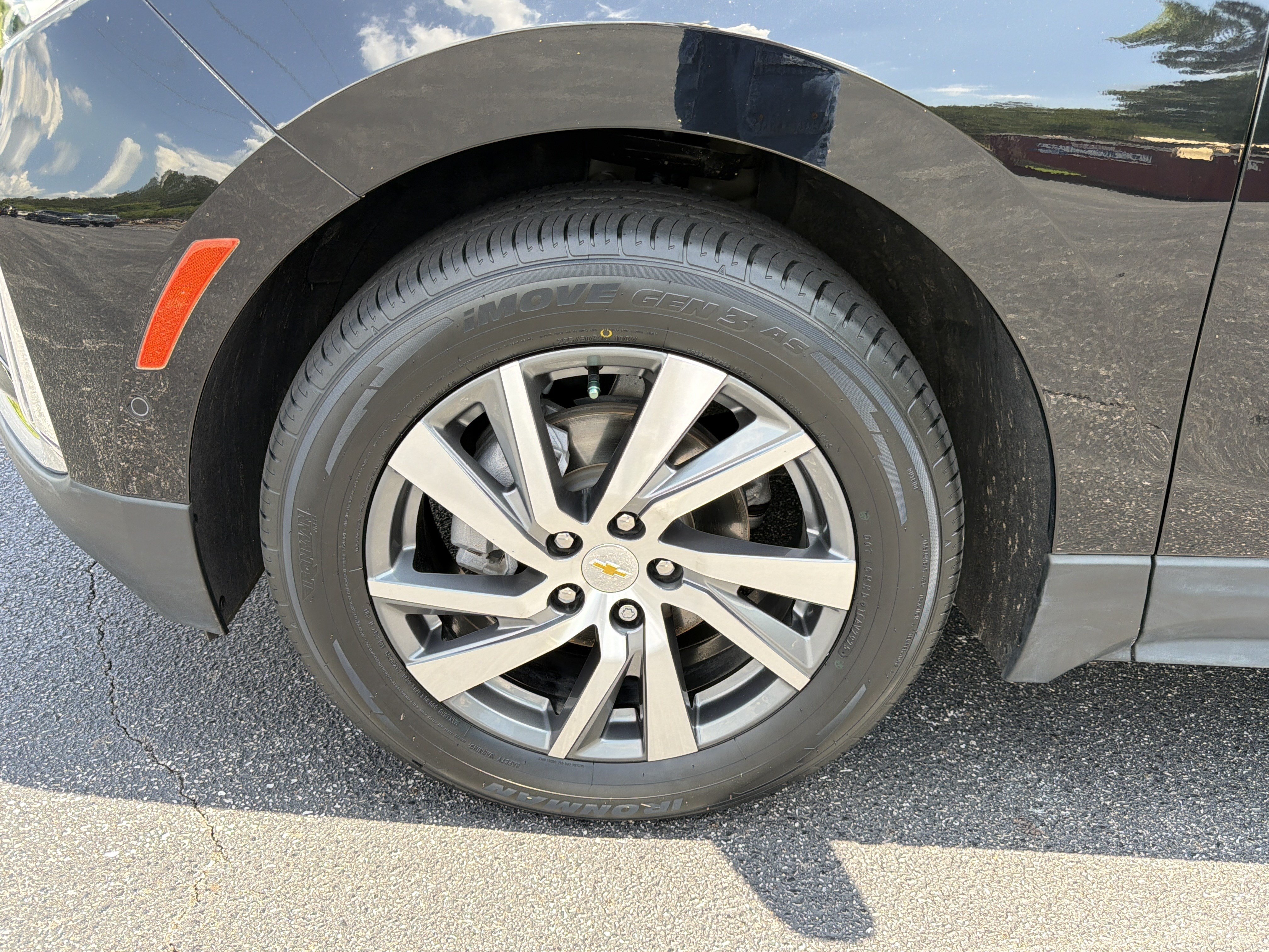 Used 2022 Chevrolet Equinox Premier FWD image 11
