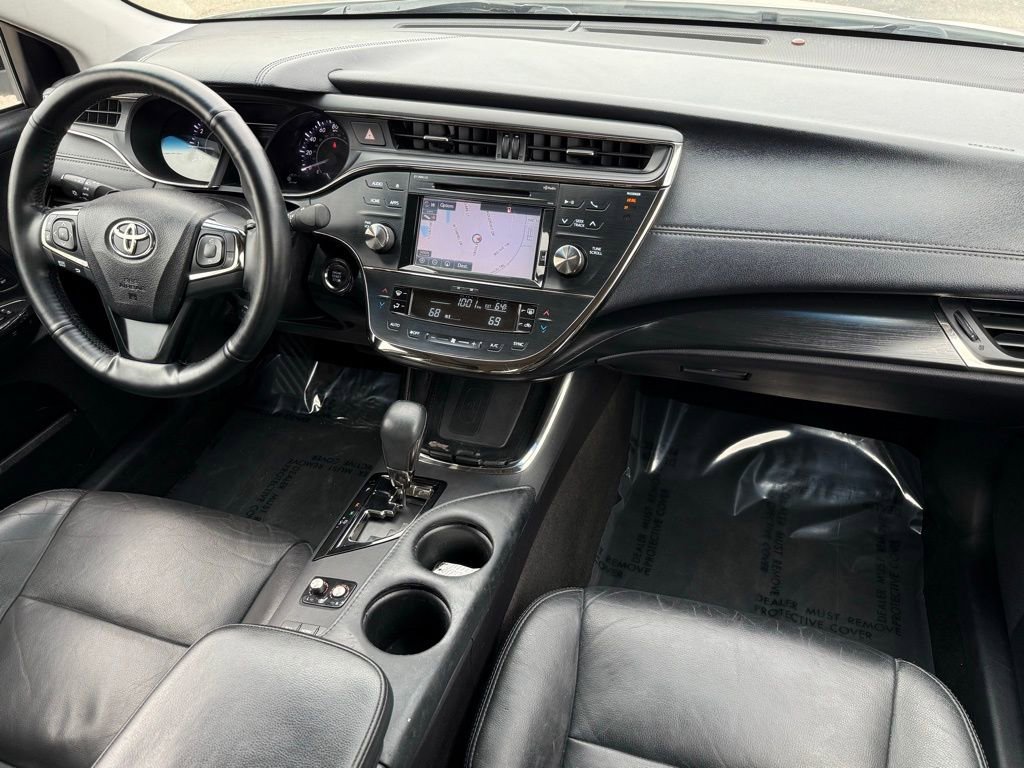 Used 2016 Toyota Avalon Touring image 21