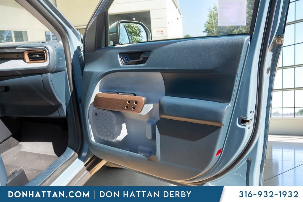 Used 2022 Ford Maverick Lariat w/ Lariat Luxury Package AWD/4WD image 22