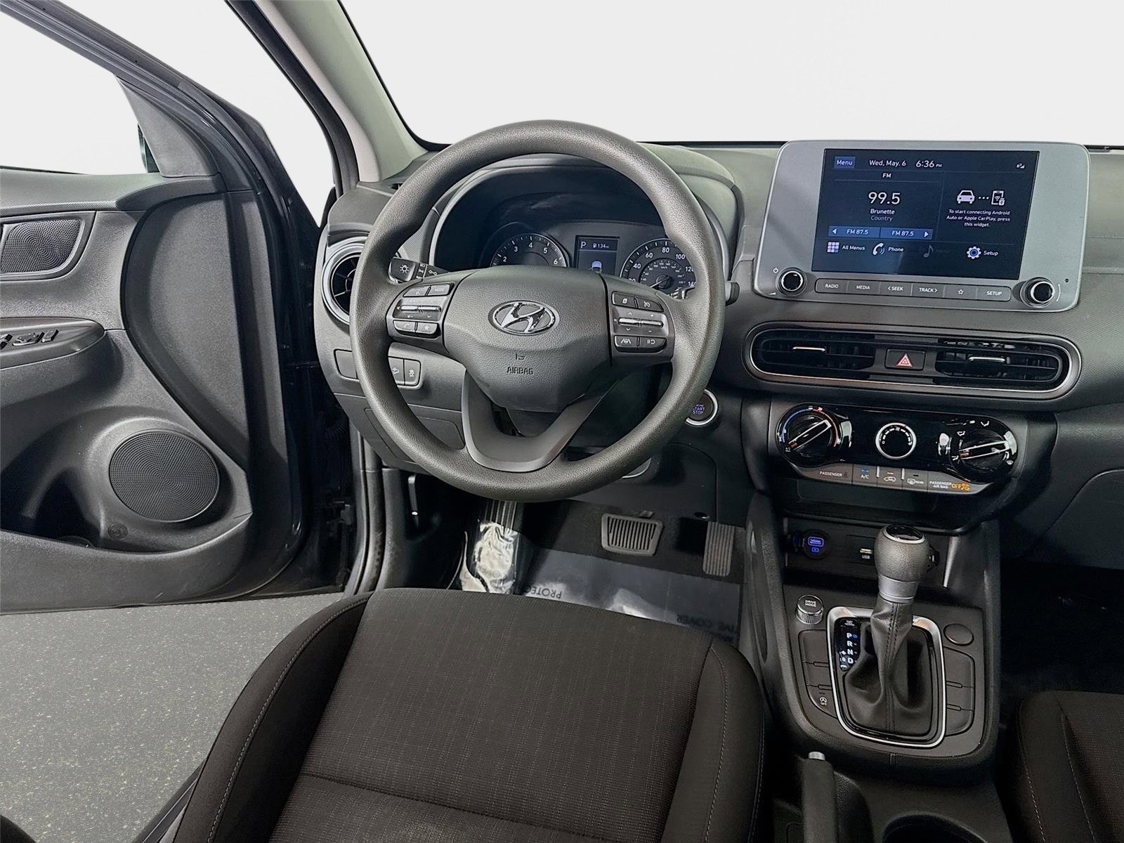 Certified 2023 Hyundai Kona SEL FWD image 21