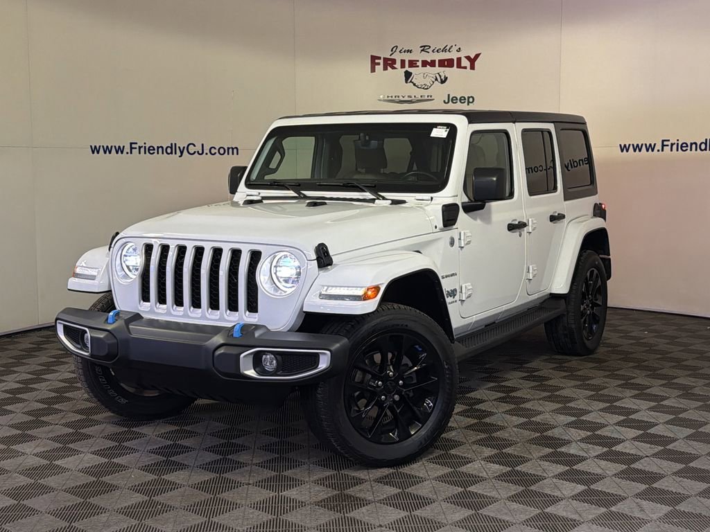 Used 2023 Jeep Wrangler Unlimited Sahara w/ Cold Weather Group image 2