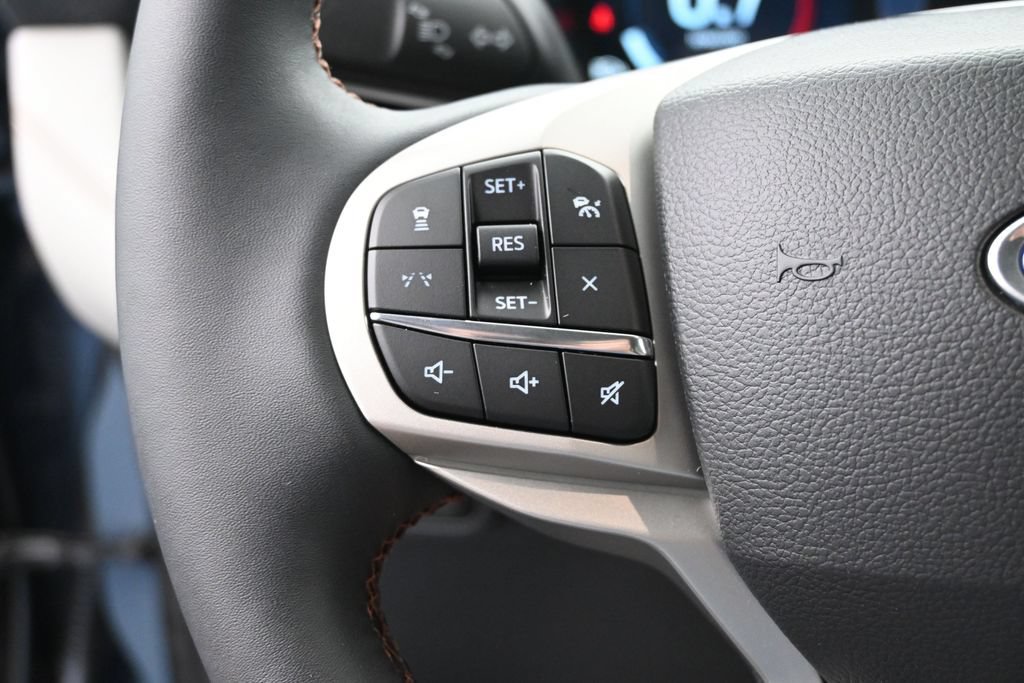 New 2026 Ford Explorer Active w/ Active Comfort Package AWD/4WD image 30